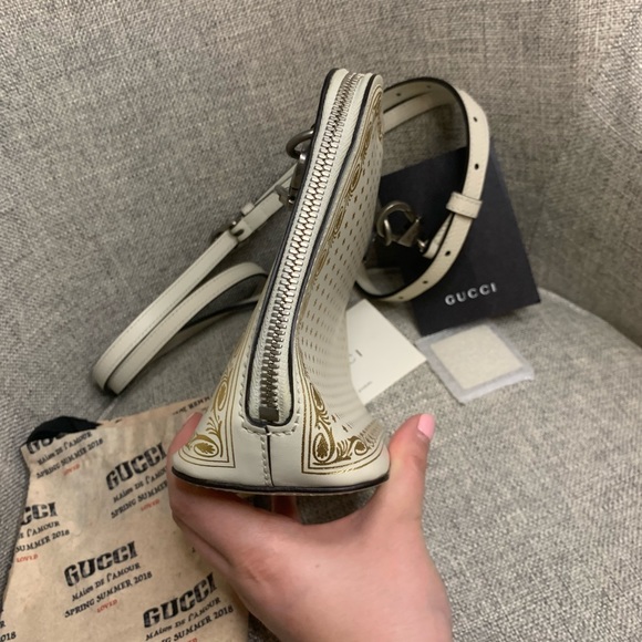 GUCCI X SEGA Calfskin GUCCY Stars Mini Dome Shoulder Bag Mystic White Gold - Picture 4 of 14